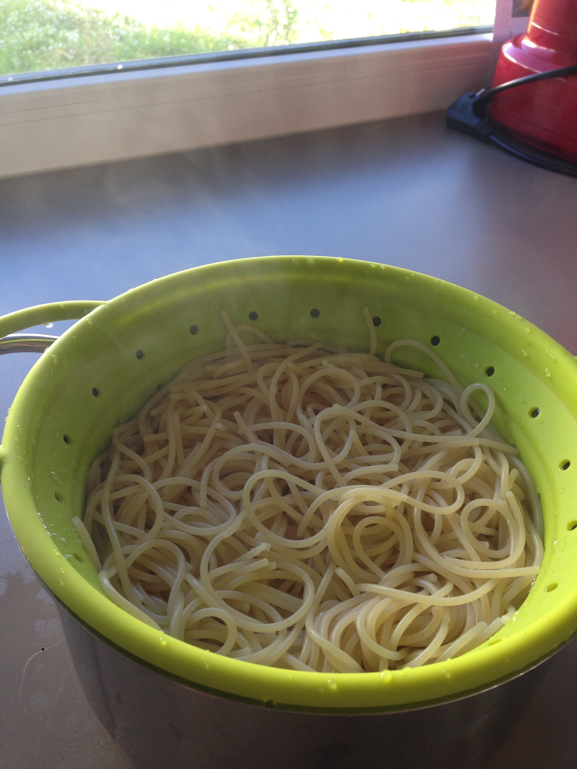 Spaghetti in Sahnesoße (wenns mal schnell gehen muss) - BackGAUDI