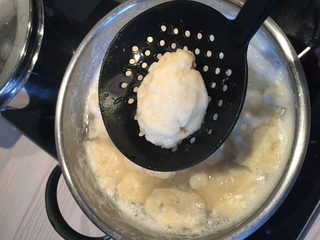 Quarknockerl mit Tomatensoße - BackGAUDI