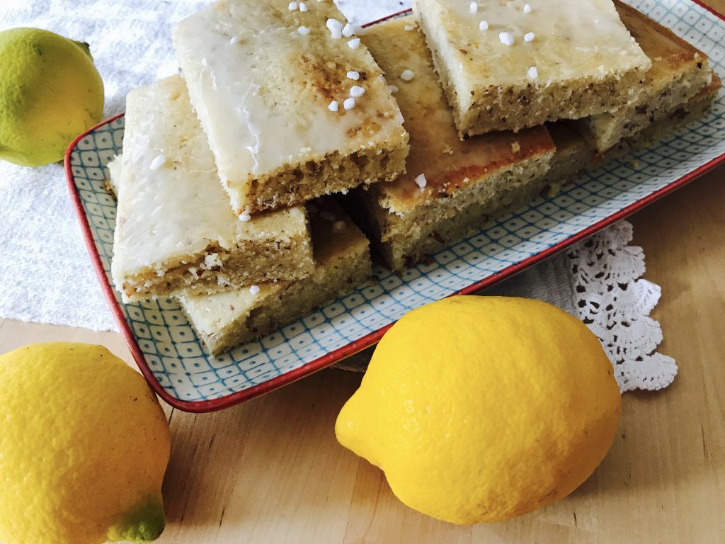 Buttermilch-Zitronenkuchen - BackGAUDI